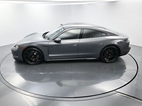 Used 2026 Porsche Taycan image 12