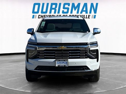 New 2026 Chevrolet Suburban Premier image 8