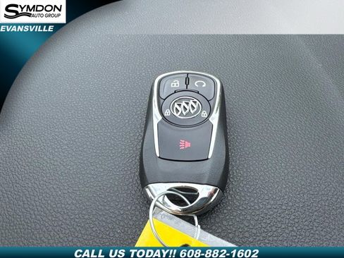 Used 2022 Buick Encore Preferred w/ Safety Package image 21