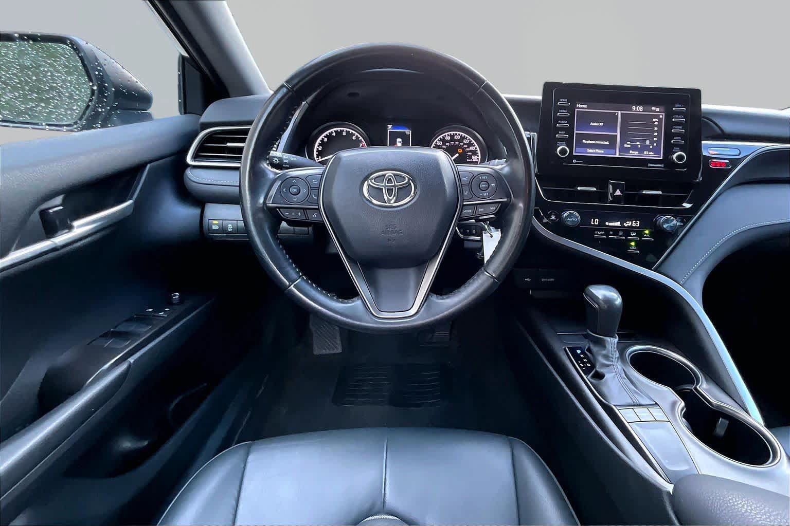 Used 2024 Toyota Camry SE FWD image 6
