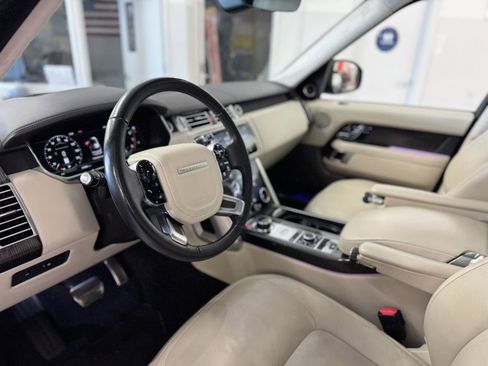 Used 2018 Land Rover Range Rover Long Wheelbase Autobiography image 12