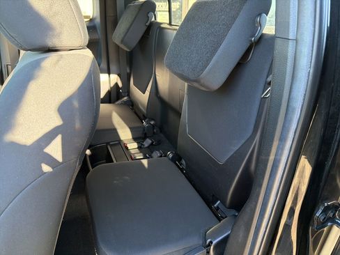 Used 2022 Toyota Tacoma TRD Sport w/ TRD Premium Sport Package image 5