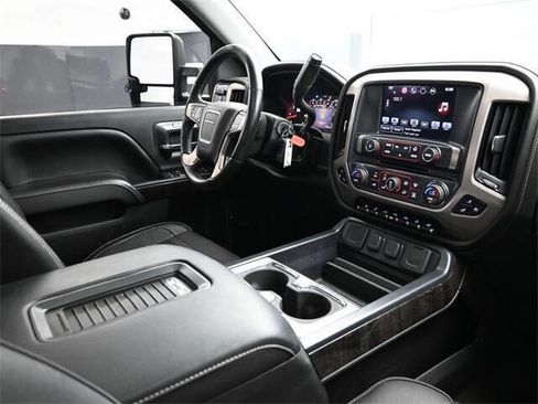 Used 2016 GMC Sierra 1500 Denali image 21