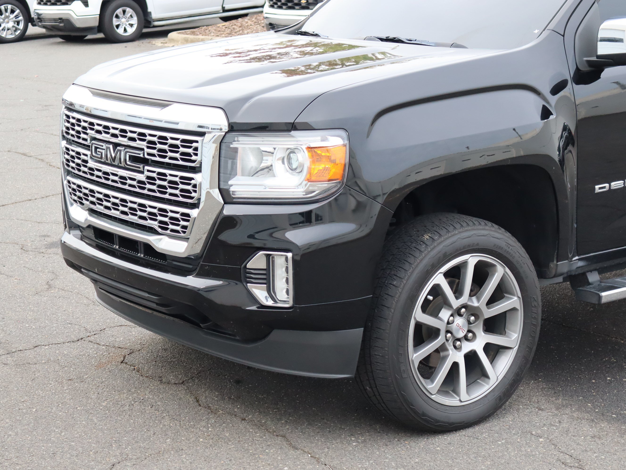 Used 2022 GMC Canyon Denali AWD/4WD image 6