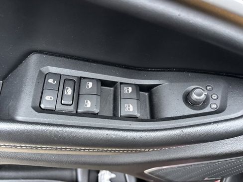 Used 2022 Jeep Grand Cherokee Limited image 21