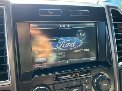 Used 2015 Ford F150 XLT w/ Equipment Group 302A Luxury AWD/4WD image 21