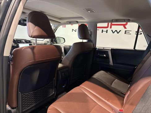 Used 2023 Toyota 4Runner Limited AWD/4WD image 29
