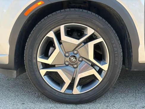 Used 2024 Hyundai Palisade Limited AWD/4WD image 2