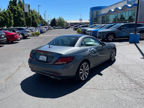 Used 2019 Mercedes-Benz SLC 300 image 5