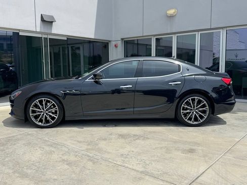 Certified 2023 Maserati Ghibli Modena Q4 AWD/4WD image 5