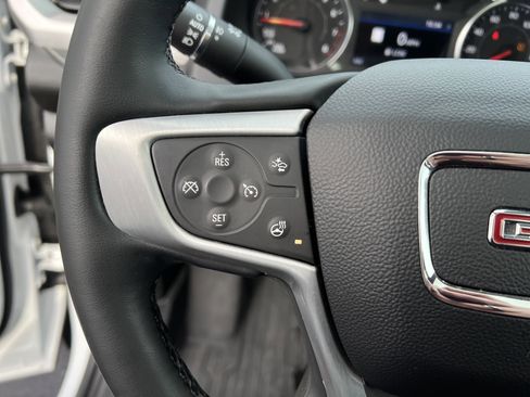 Certified 2023 GMC Acadia SLT w/ Elevation Edition image 19