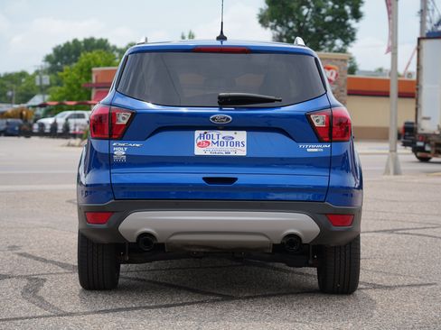 Used 2019 Ford Escape Titanium AWD/4WD image 4