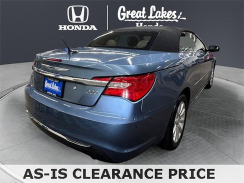 Used 2011 Chrysler 200 Touring image 6