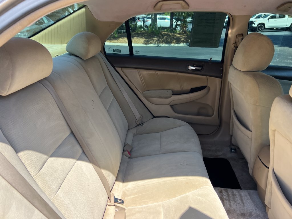 Used 2006 Honda Accord VP image 13