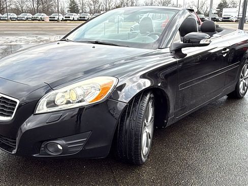 Used 2011 Volvo C70 T5 image 26
