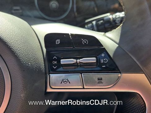 Used 2022 Hyundai Elantra SEL w/ Convenience Package image 24