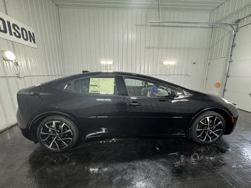 New 2025 Toyota Prius Plug-In Hybrid w/ Limited Premium Package image 5