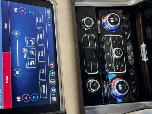 Used 2021 GMC Yukon Denali image 14