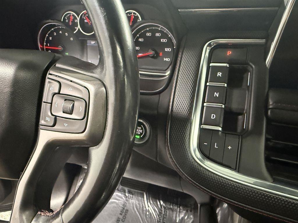 Used 2021 Chevrolet Suburban RST AWD/4WD image 17