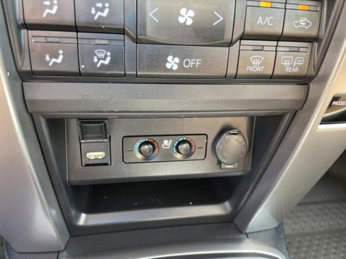 Used 2024 Toyota 4Runner Limited RWD image 29
