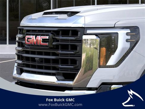 New 2025 GMC Sierra 2500 Pro w/ Convenience Package image 13