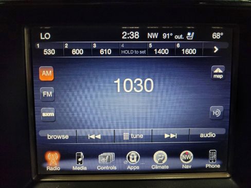 Used 2017 Jeep Grand Cherokee Limited w/ Luxury Group II AWD/4WD image 25