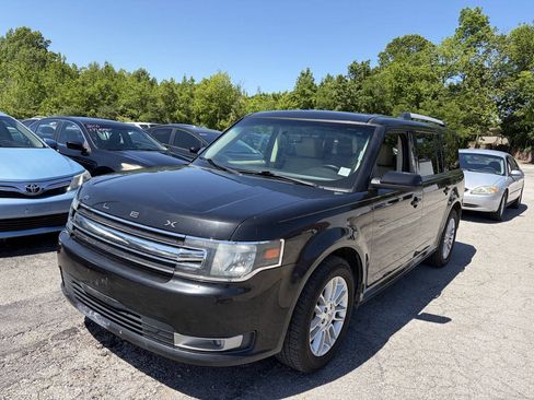 Used 2014 Ford Flex SEL w/ Equipment Group 202A FWD image 2