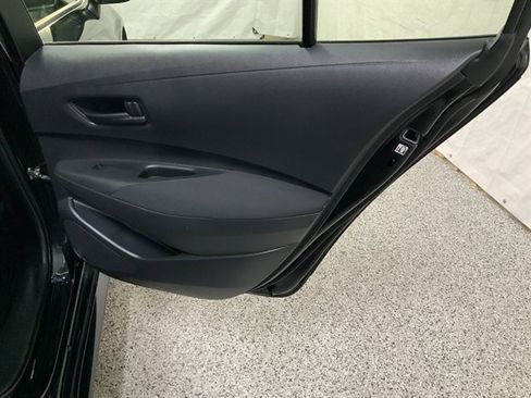 Used 2022 Toyota Corolla LE image 19