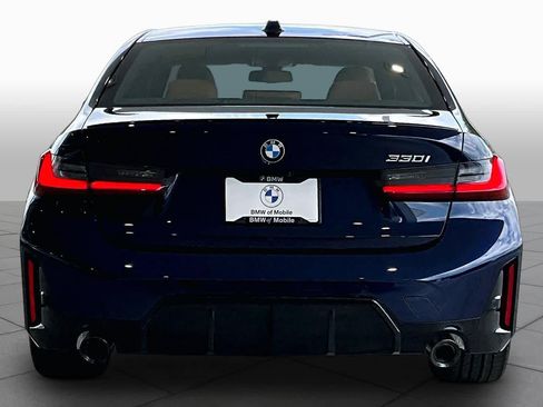 New 2026 BMW 330i Sedan w/ M Sport Package RWD image 4