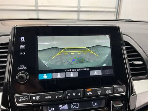 Used 2022 Honda Odyssey Touring image 5