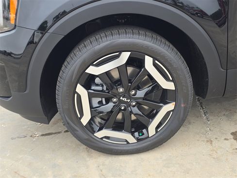 New 2025 Kia Telluride S image 37