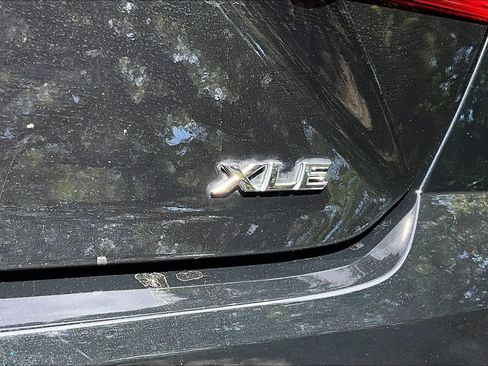 Used 2025 Toyota Camry XLE FWD image 21