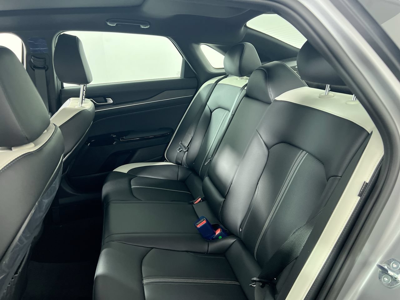New 2026 Kia K5 GT-Line FWD image 29