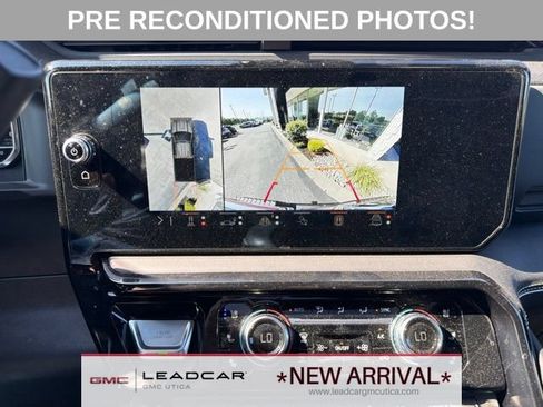 Used 2025 GMC Sierra 2500 AT4X AWD/4WD image 24