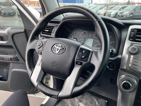 Used 2016 Toyota 4Runner Limited image 18