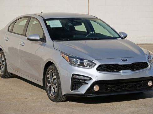Used 2021 Kia Forte LXS FWD image 44