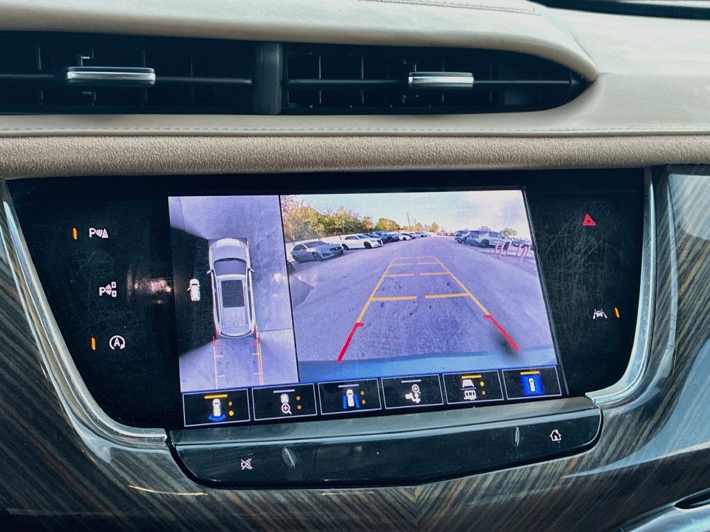 Used 2024 Cadillac XT6 Sport w/ Platinum Package AWD/4WD image 14