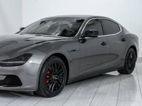 Used 2016 Maserati Ghibli RWD image 51