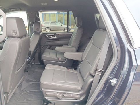 Used 2024 Chevrolet Tahoe LT w/ Luxury Package image 7