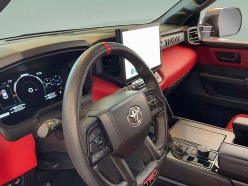 Used 2025 Toyota Sequoia TRD Pro AWD/4WD image 22
