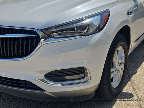 Used 2021 Buick Enclave Essence w/ Sound and Sites Package FWD image 11