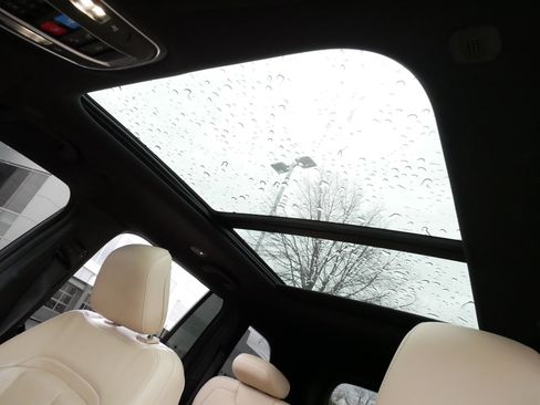 Used 2023 Jeep Grand Cherokee Limited w/ MOPAR Finishing Package image 31