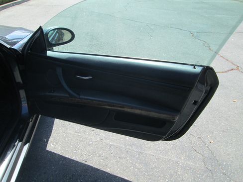 Used 2008 BMW 328i Convertible RWD image 9