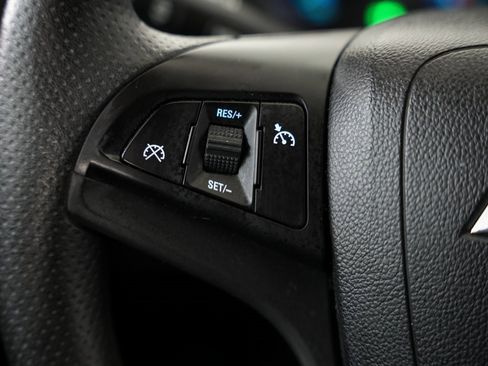 Used 2016 Chevrolet Cruze LT image 12