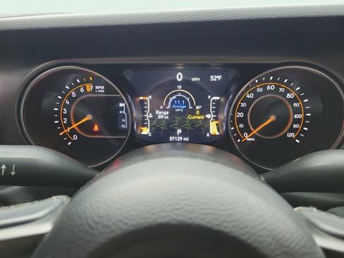 Certified 2021 Jeep Gladiator Sport image 32