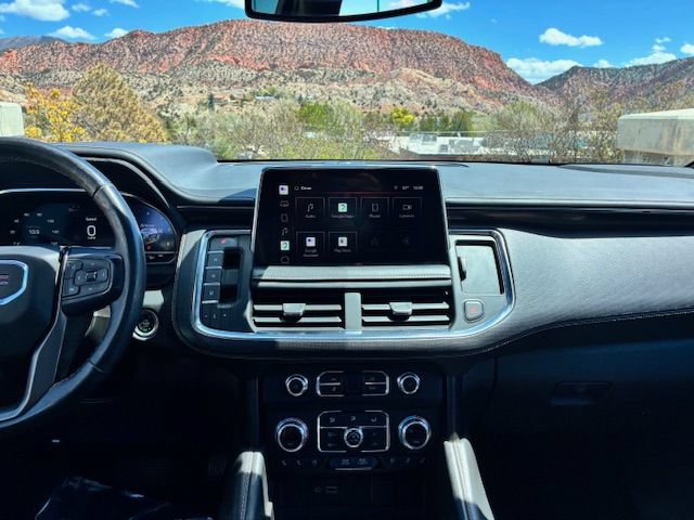 Used 2022 GMC Yukon AT4 w/ AT4 Premium Plus Package AWD/4WD image 14