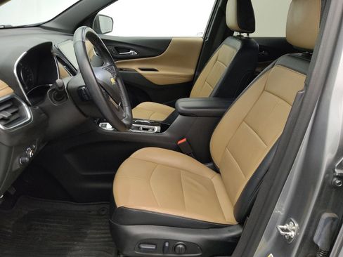 Used 2024 Chevrolet Equinox Premier AWD/4WD image 17