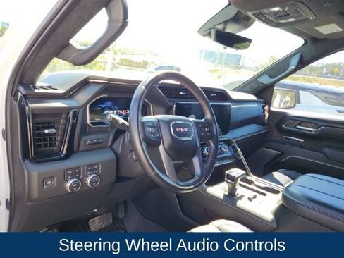 Used 2024 GMC Sierra 1500 AT4X image 13