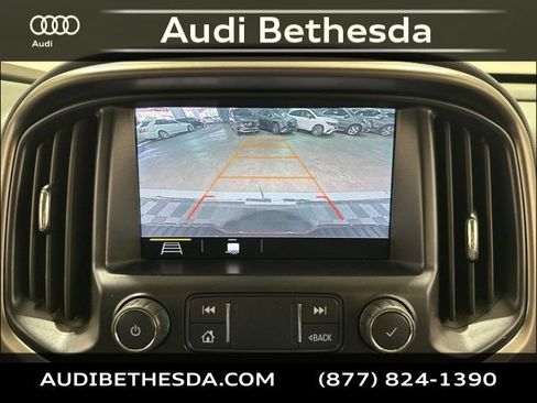 Used 2022 Chevrolet Colorado Z71 AWD/4WD image 23