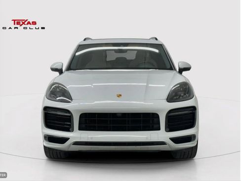 Used 2021 Porsche Cayenne GTS w/ Premium Package Plus image 4